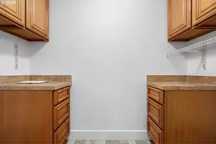 789 Whitham Way, Harrisburg, OR 97446 - Photo 11