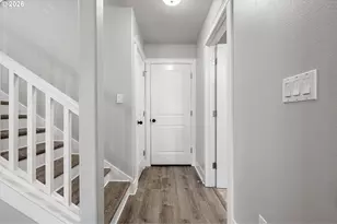 789 Whitham Way, Harrisburg, OR 97446 - Photo 9