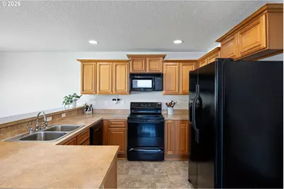 789 Whitham Way, Harrisburg, OR 97446 - Photo 33