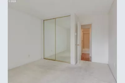 45 Eagle Crest Dr #206, Lake Oswego, OR 97035 - Photo 23