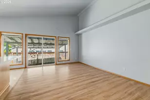 3330 NE 164th Loop, Portland, OR 97230 - Photo 21