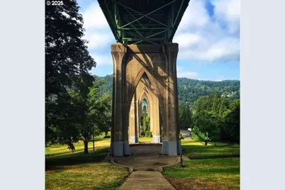 8641 N Crawford St, Portland, OR 97203 - Photo 21