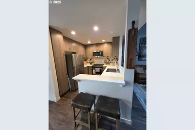 65 S Mountain Ave, Ashland, OR 97520 - Photo 3