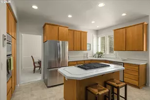 12727 SW 60th Ct, Portland, OR 97219 - Photo 11