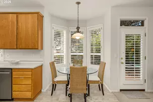 12727 SW 60th Ct, Portland, OR 97219 - Photo 17