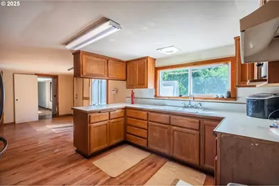 87720 Two Mile Ln, Bandon, OR 97411 - Photo 11