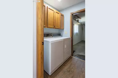 809 Sieverkropp Dr, Hood River, OR 97031 - Photo 25