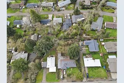 860 N Van Duyn St, Eugene, OR 97401 - Photo 11