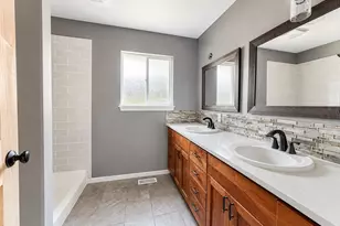 2145 SE 141st Ave, Portland, OR 97233 - Photo 25