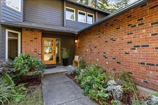 703 W Jewett Blvd, White Salmon, WA 98672 - Photo 3