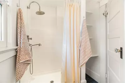 50 NE Fargo St, Portland, OR 97212 - Photo 23