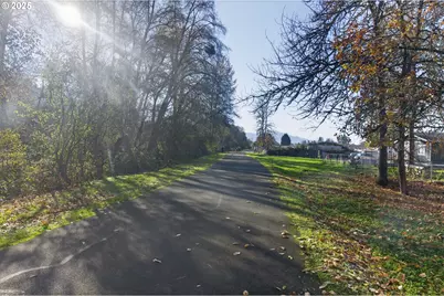 1316 Sunny Ct, Sutherlin, OR 97479 - Photo 41