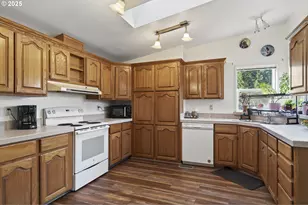 1316 Sunny Ct, Sutherlin, OR 97479 - Photo 21