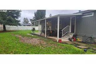 1316 Sunny Ct, Sutherlin, OR 97479 - Photo 11