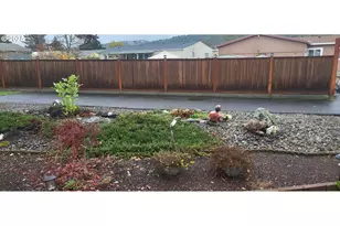 1316 Sunny Ct, Sutherlin, OR 97479 - Photo 9