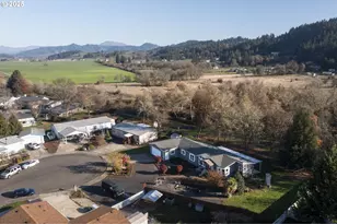 1316 Sunny Ct, Sutherlin, OR 97479 - Photo 43