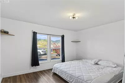 1316 Sunny Ct, Sutherlin, OR 97479 - Photo 25