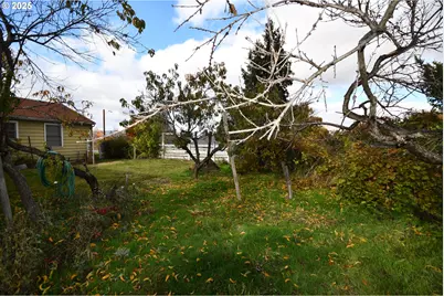 1300 View Ct, The Dalles, OR 97058 - Photo 43