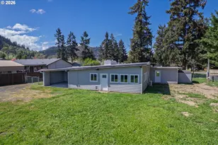 255 Shady Dr, Roseburg, OR 97471 - Photo 31
