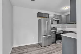 9257 SE Clinton St, Portland, OR 97266 - Photo 7