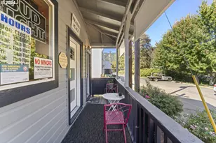 10786 Hwy 126, Mapleton, OR 97453 - Photo 45