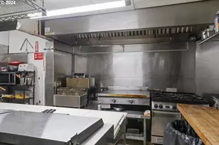 10786 Hwy 126, Mapleton, OR 97453 - Photo 25