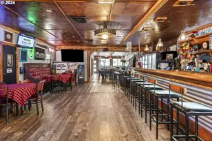 10786 Hwy 126, Mapleton, OR 97453 - Photo 5