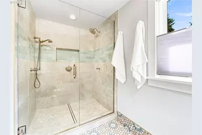 1022 SE 71st Ave, Portland, OR 97215 - Photo 17