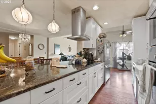 5565 E Evergreen Blvd, Vancouver, WA 98661 - Photo 9