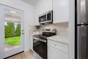 6861 N Sky St, Portland, OR 97203 - Photo 15