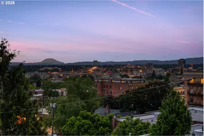 839 SW Green Ave, Portland, OR 97205 - Photo 25