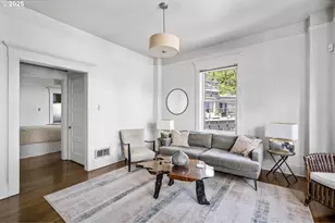 839 SW Green Ave, Portland, OR 97205 - Photo 9