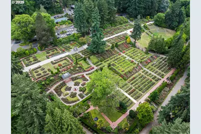 839 SW Green Ave, Portland, OR 97205 - Photo 35