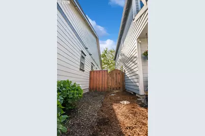 2137 N Legacy Dr, Newberg, OR 97132 - Photo 35