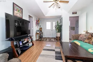 1667 30th St, Florence, OR 97439 - Photo 5