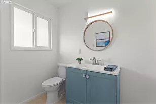 721 SE 135th Ave, Portland, OR 97233 - Photo 17