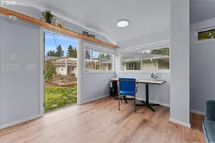 721 SE 135th Ave, Portland, OR 97233 - Photo 41