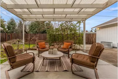 721 SE 135th Ave, Portland, OR 97233 - Photo 31