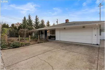 721 SE 135th Ave, Portland, OR 97233 - Photo 3