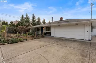 721 SE 135th Ave, Portland, OR 97233 - Photo 3