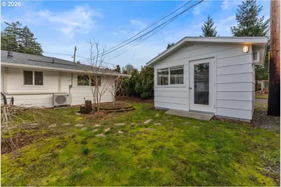 721 SE 135th Ave, Portland, OR 97233 - Photo 37