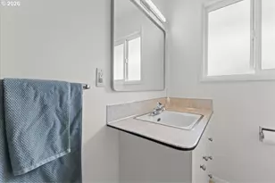 721 SE 135th Ave, Portland, OR 97233 - Photo 27