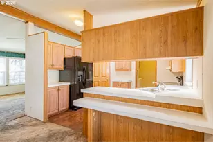 1145 SW Cypress St, McMinnville, OR 97128 - Photo 11