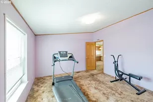 1145 SW Cypress St, McMinnville, OR 97128 - Photo 25