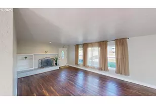 425 Memory Ln, Brookings, OR 97415 - Photo 3