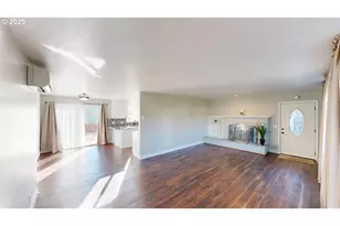 425 Memory Ln, Brookings, OR 97415 - Photo 5