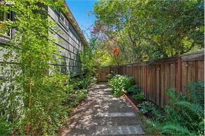 1541 NE 49th Ave, Portland, OR 97213 - Photo 43