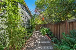 1541 NE 49th Ave, Portland, OR 97213 - Photo 43