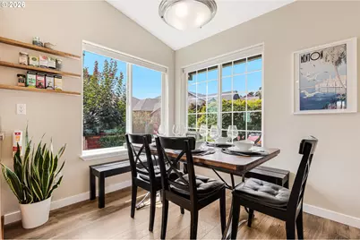 131 SW Oliver Ct, Dundee, OR 97115 - Photo 3