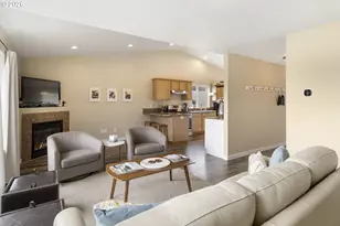 131 SW Oliver Ct, Dundee, OR 97115 - Photo 15